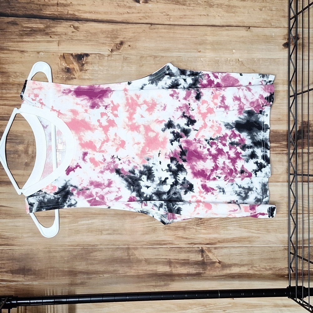Flirtitude TIE-DYE ACTIVE WEAR TANK TOP SIZE SMALL